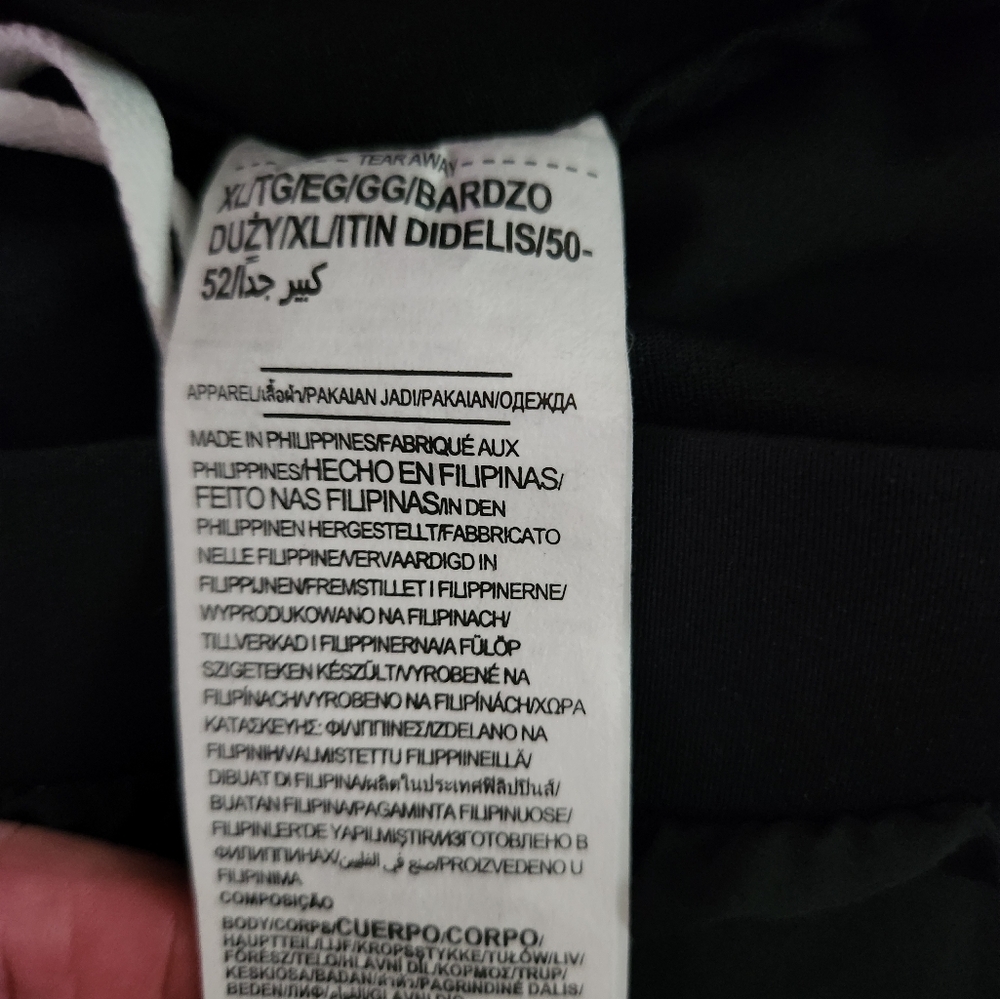 New XL Black White Under Armour Fly By 2.0 Running Athletic Shorts - Picture 8 of 10
